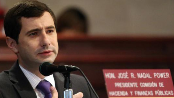 Senador Nadal Power alega que su vecino lo intimido y lo amenazo