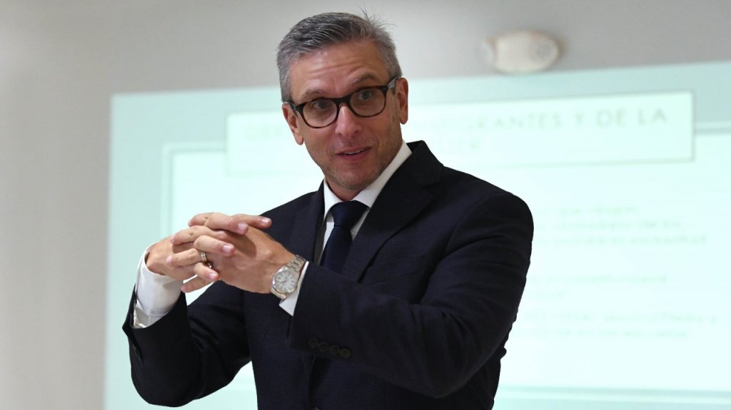  Garc&iacute;a Padilla, el cabildero de Rossell&oacute; y los funcionarios que le abren las puertas a LUMA 