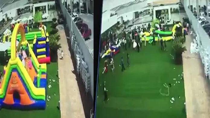 Video: NiÃ±os en MÃ©xico que jugaban en casas de brinco resultan heridos luego que el viento las levantara