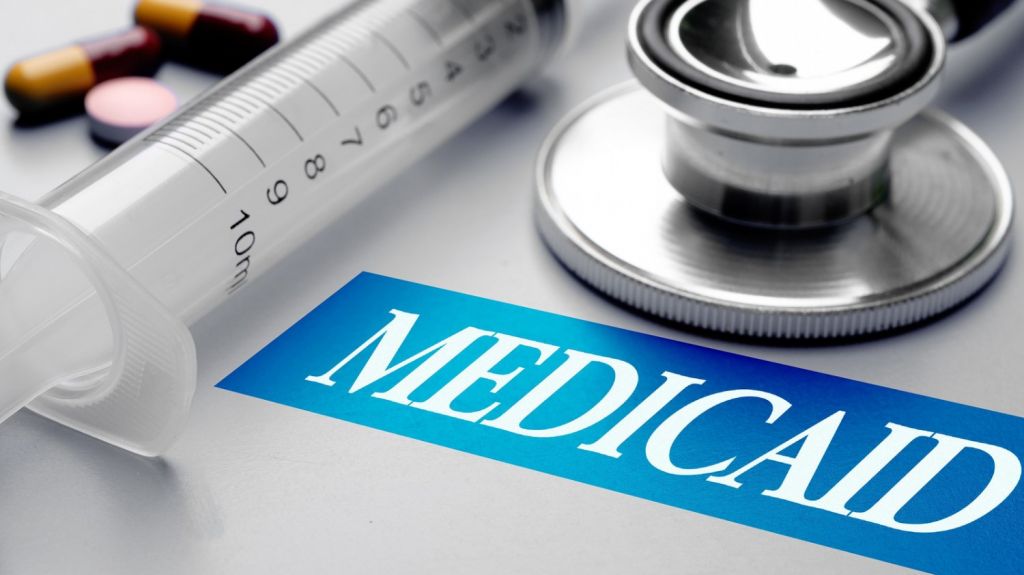  Medicaid sufre ca&iacute;da por Trump 