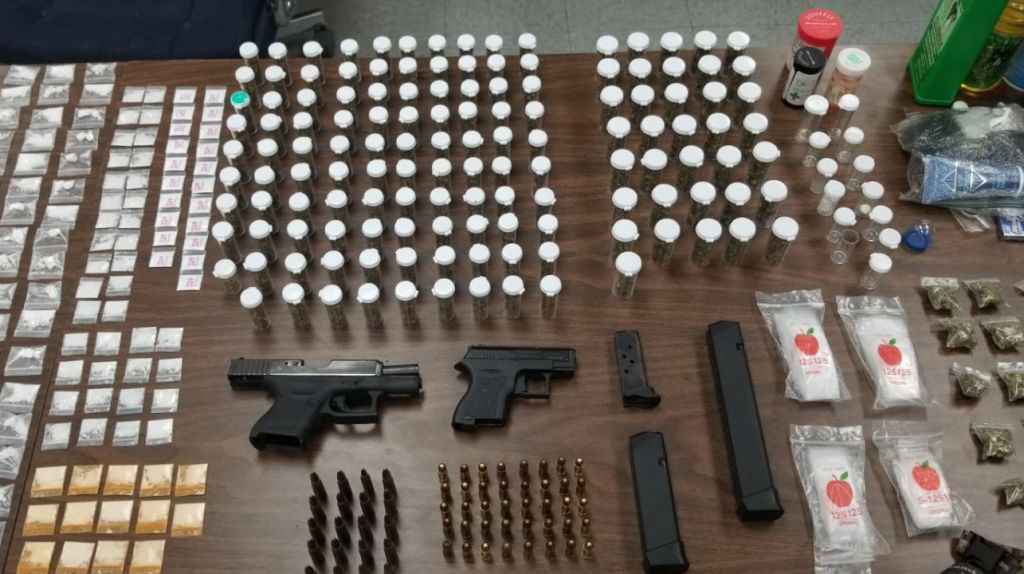  Andaba en un carro robado y pasaba por el peaje de Buchanan todos los d&iacute;as, la polic&iacute;a lo &ldquo;pesc&oacute;&rdquo; con drogas y armas 