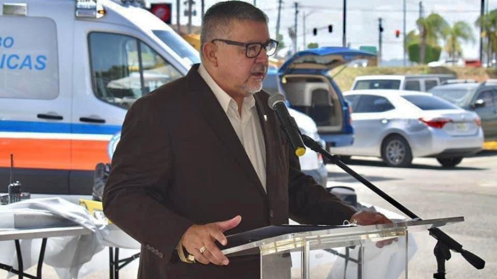  Ética Gubernamental emite multas y ordena restitución de salario pagado a un medico cinvicto y sin licencia en el Municipio de Arecibo 