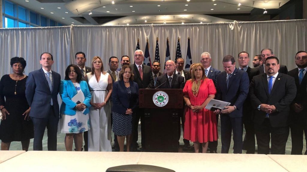  Presidentes legislativos dan a conocer el proceso para aprobar el presupuesto del gobernador 