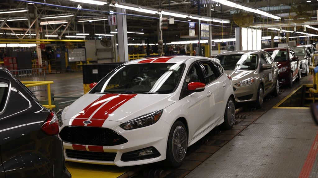  Fabricantes rechazan la amenaza de aranceles de Trump a los autom&oacute;viles 