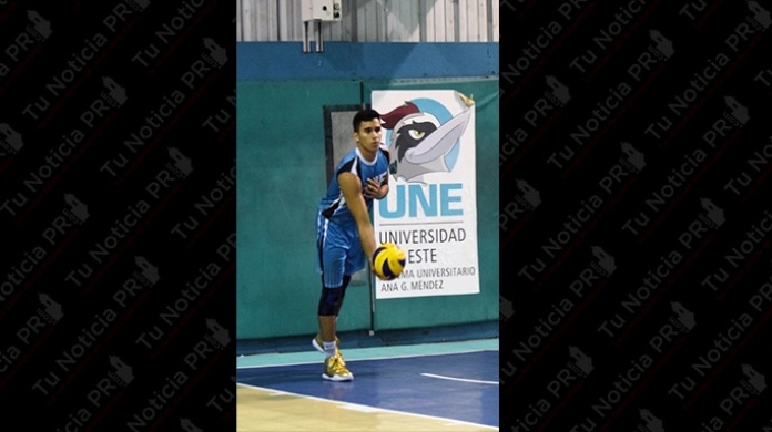 Los "underdogs" Pitirres y TaÃ­nas a un paso de la final en el voleibol