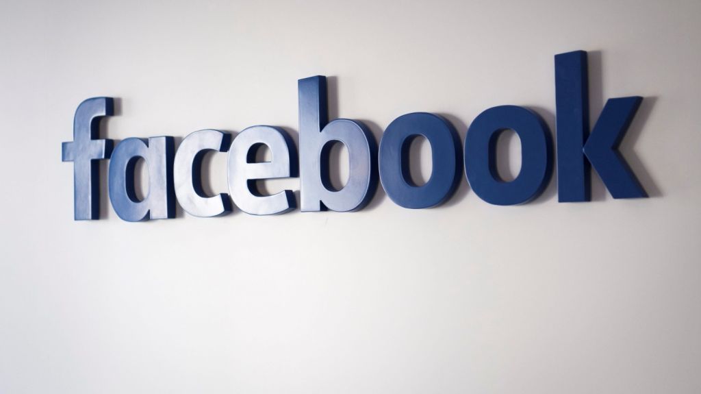  Facebook gana un 51 % menos, lastrado por una posible sanci&oacute;n de reguladores 