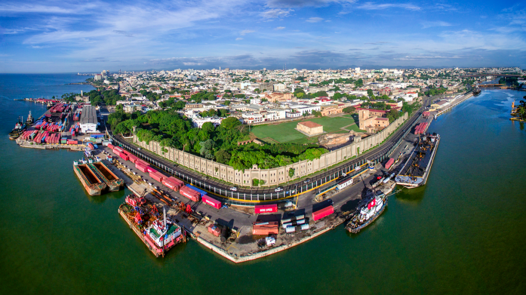  Gobierno presenta plan de seguridad sanitaria para recuperación del turismo 