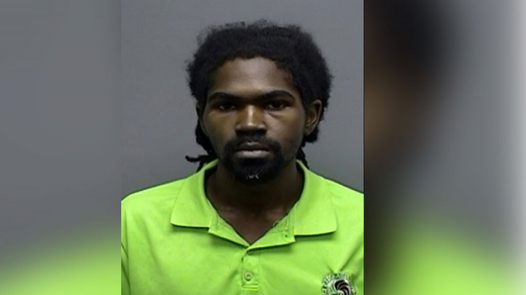  Arrestan sujeto por posesi&oacute;n de sustancias controladas en Arroyo 