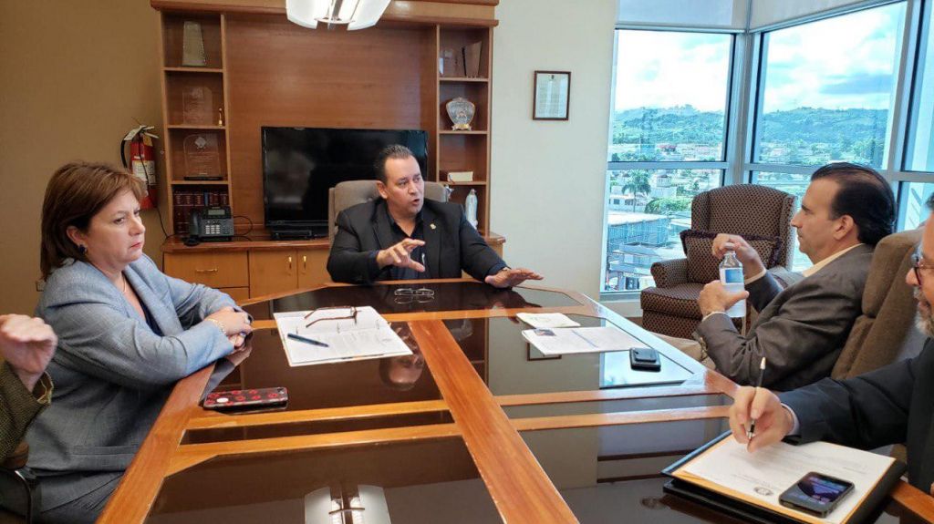  A la una de la madrugada no pueden estar aprobando leyes que nadie conoce su impacto, critica directora ejecutiva JCF 