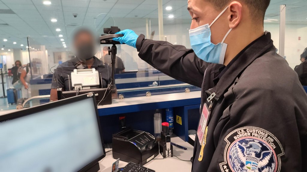  CBP emite consejos a medida que comienzan los viajes de verano en el Caribe 