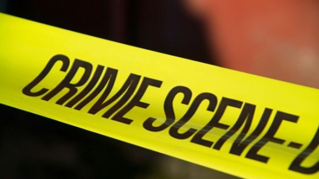  Encuetran menor de tres a&ntilde;os junto a mujer asesinada en residencial de Caguas 
