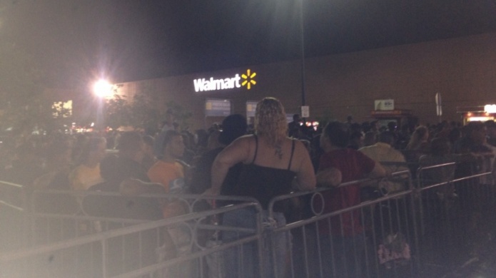 Filas Kilometricas para el Black Friday