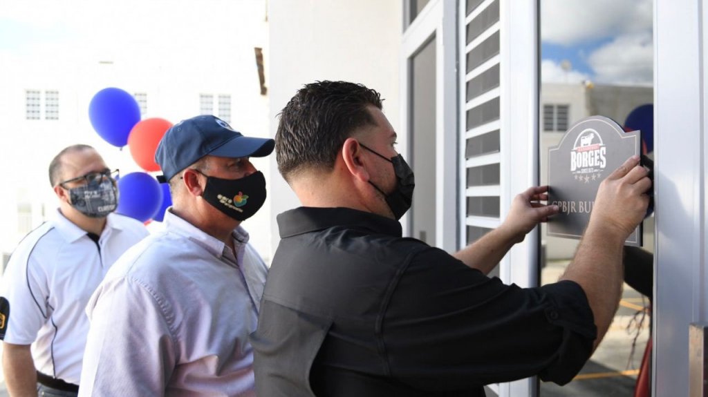  Inauguran primera planta de producci&oacute;n de carne &ldquo;kosher&rdquo; en la Isla 