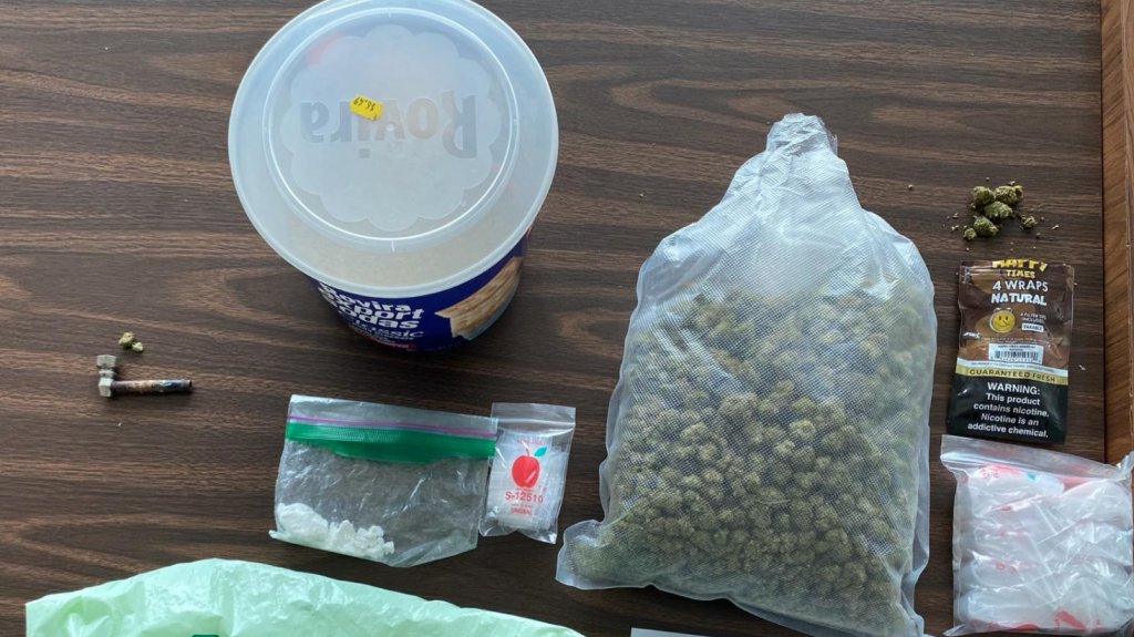  Arrestados con drogas durante allanamientos en Coamo 