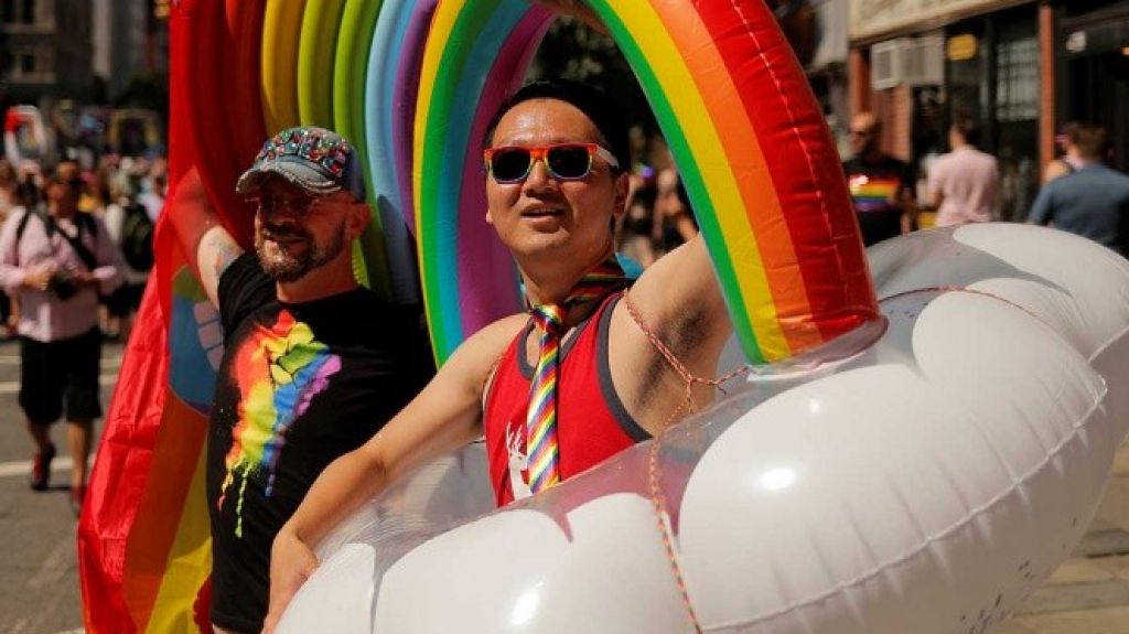  Fotos: NY celebra a lo grande la marcha del orgullo LGBT+ 