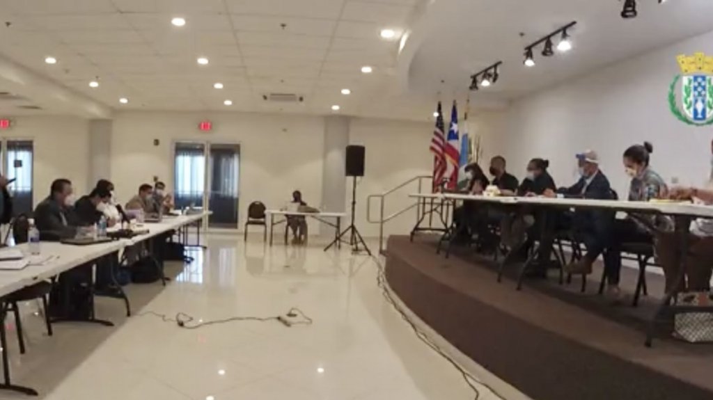  Suspendidas las audiencias de transici&oacute;n en Vega Alta por &ldquo;actitud politiquera e irrespetuosa&rdquo; de comit&eacute; entrante 