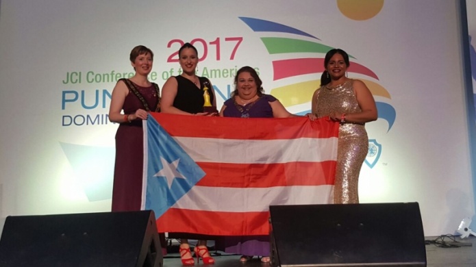 Joven boricua gana certamen de oratoria internacional