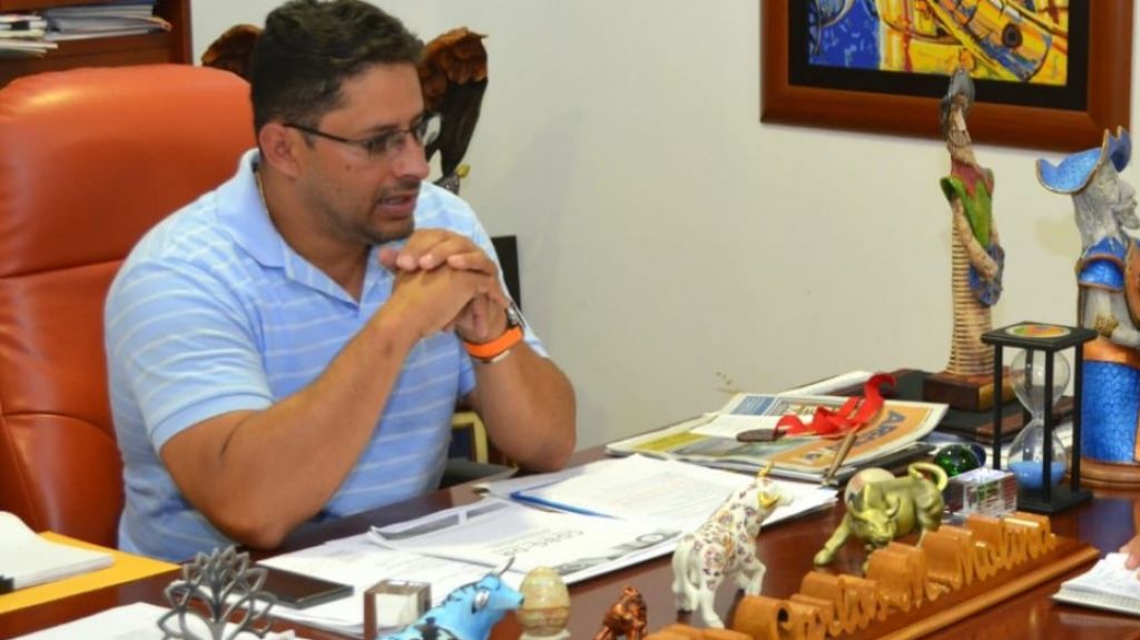  Arecibo invierte 190 mil para fortalecer seguridad del casco urbano 