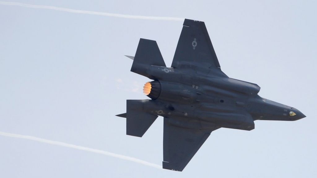  La Fuerza A&eacute;rea de EE.UU. despliega cazas furtivos F-35A en su primera misi&oacute;n de combate 