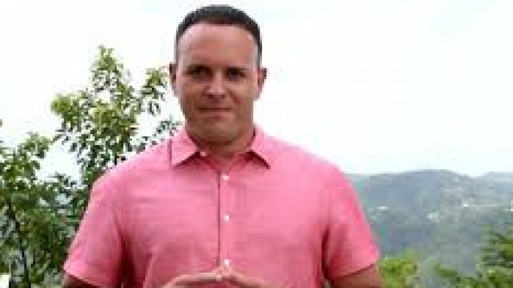  Denuncia candidato a la alcald&iacute;a de Naranjito carpeteo pol&iacute;tico por parte de seguidores del PNP utilizando recursos del Gobierno 