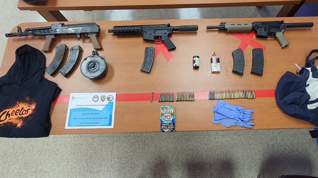  Allanamiento y arresto en Salinas 