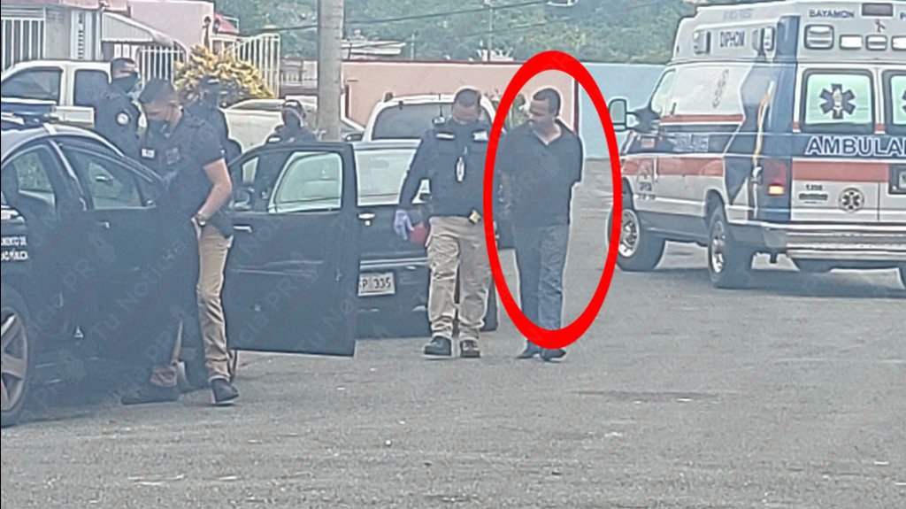  Fotos: Arrestan a hombre que apu&ntilde;al&oacute; varias veces a su esposa en Bayam&oacute;n 