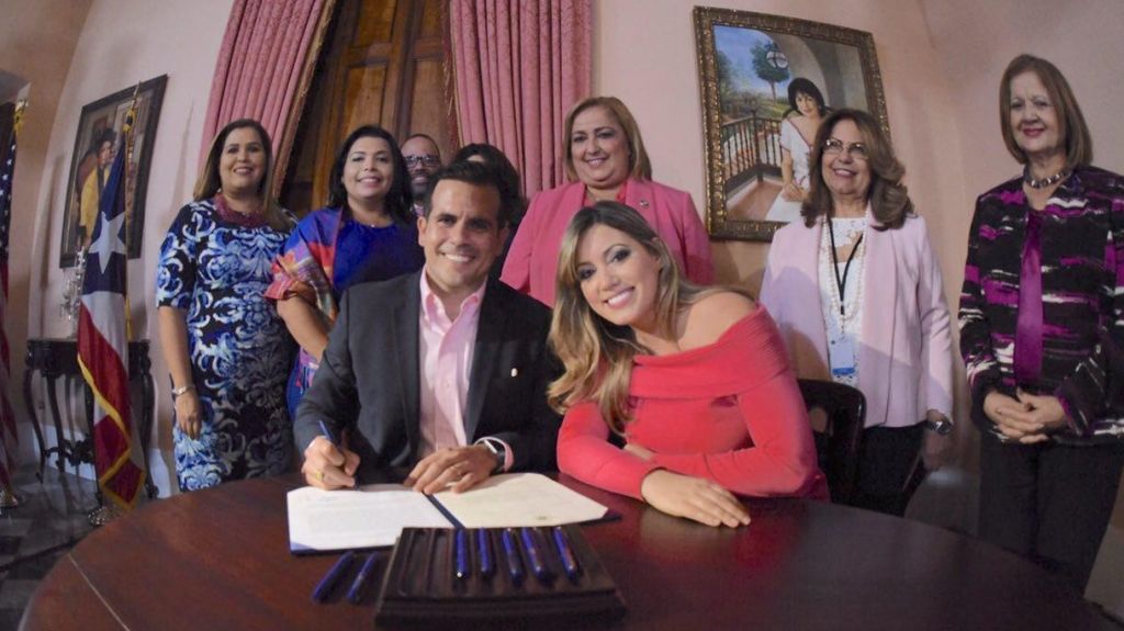  Ricardo Rossell&oacute; cumple compromiso program&aacute;tico en beneficio de las mujeres 