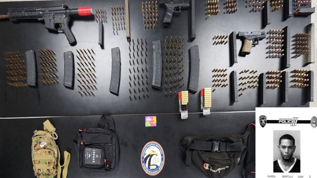  Inteligencia Carolina arresta un hombre y ocupar armas y municiones 