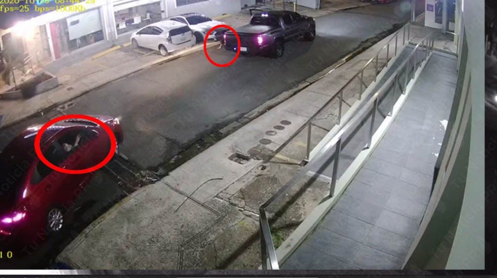  Nuevo video muestra como ven&iacute;an tiroteando la Guagua de &ldquo;Pinky Curvi&ldquo; una calle antes de la Roosevelt 