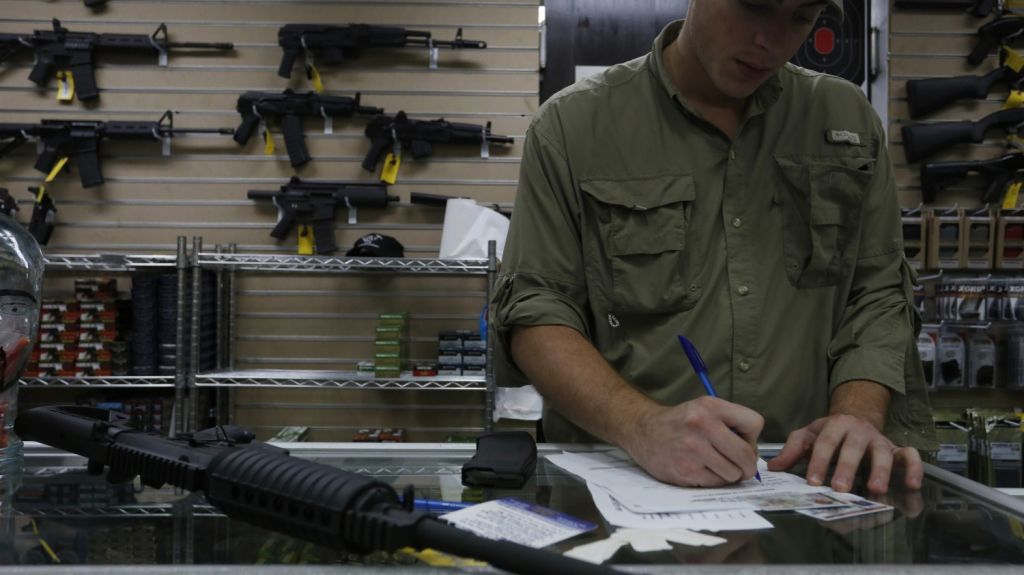  Satisfacci&oacute;n por la aprobaci&oacute;n de la Ley de Armas entre poseedores licencia 