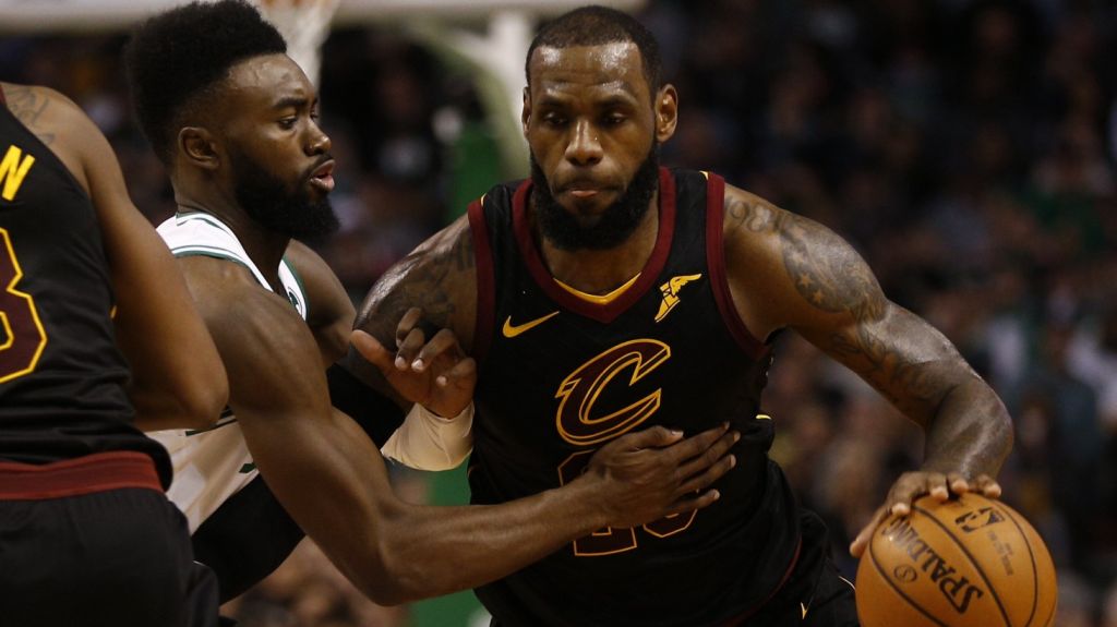  LeBron James, s&eacute;ptimo jugador que llega a 30.000 puntos y el m&aacute;s joven 