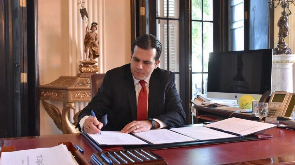  Gobernador convierte en ley alternativa de rehabilitaci&oacute;n para usuarios de sustancias controladas 