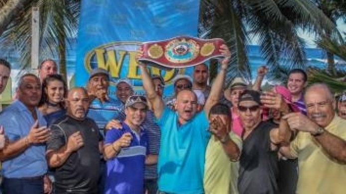 OMB entrega correa a exdoble campeÃ³n mundial puertorriqueÃ±o Daniel "La cobra" JimÃ©nez