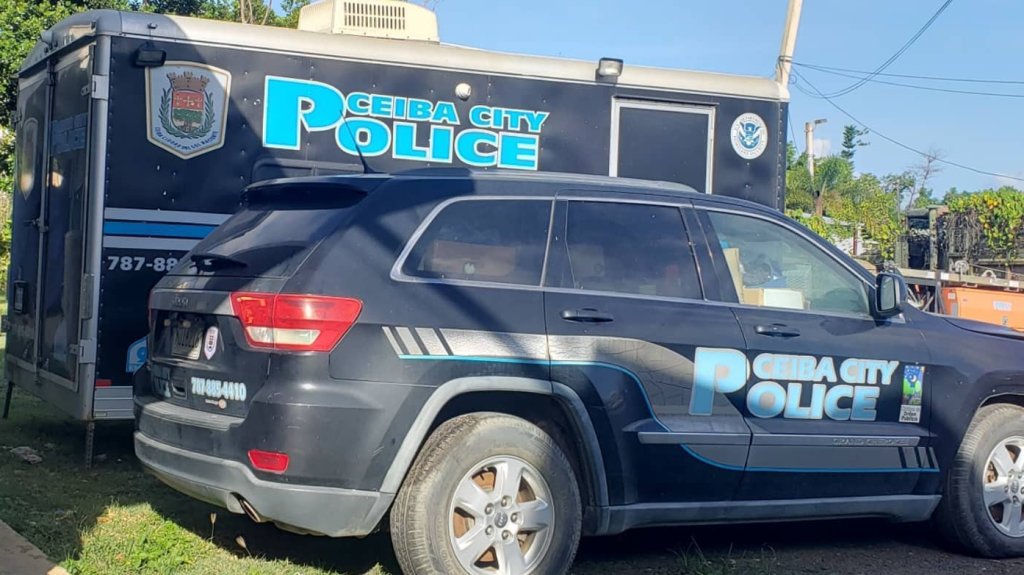  Aumento de sueldo a policía municipales y paramédicos de Ceiba 