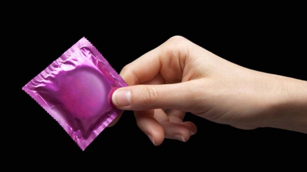  Cuidado, los adolescentes usan los condones para algo m&aacute;s que sexo (Video) 