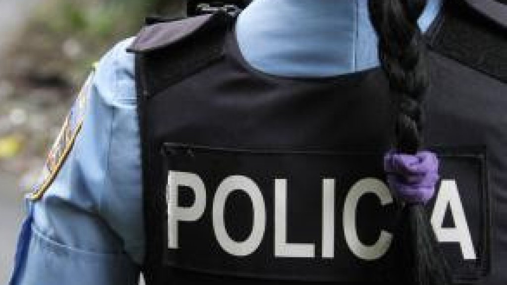  Mujer resulta herida en medio de un asalto a mano armada en Carolina 