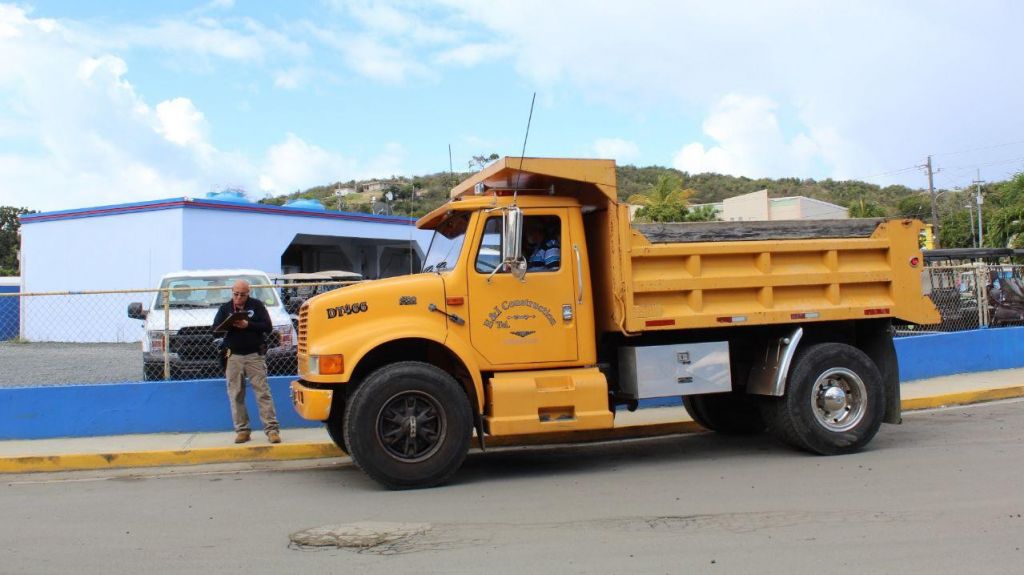  Negociado de Transporte y Otros Servicios P&uacute;blicos realiza operativo de seguridad en Culebra 