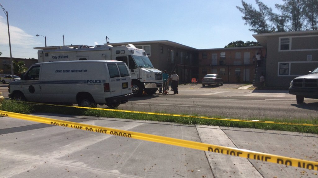  Detienen a madre hispana por matar a pu&ntilde;aladas a sus dos hijos 