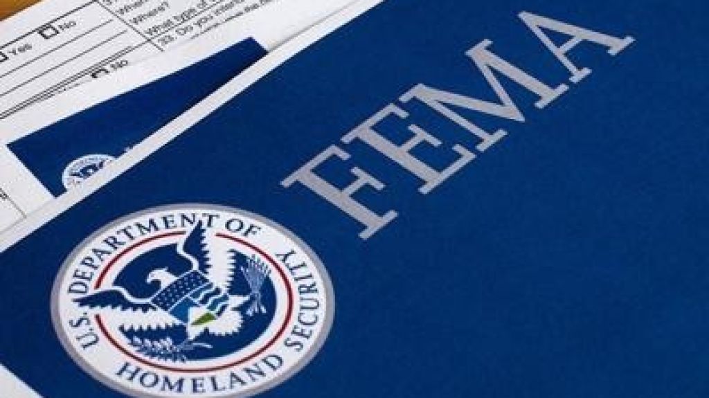  FEMA anuncia disponibilidad del seguro de desempleo por desastre para sobrevivientes de terremotos 