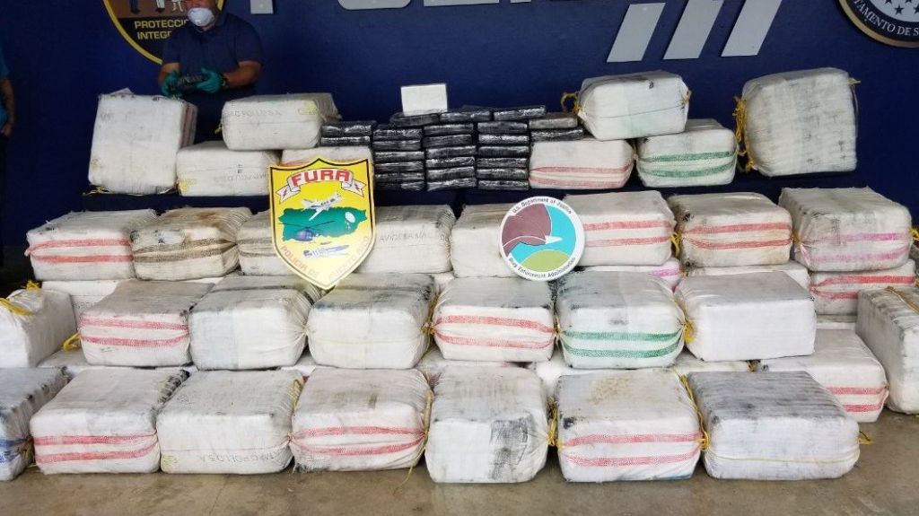  FURA incauta millonario cargamento de coca&iacute;na 
