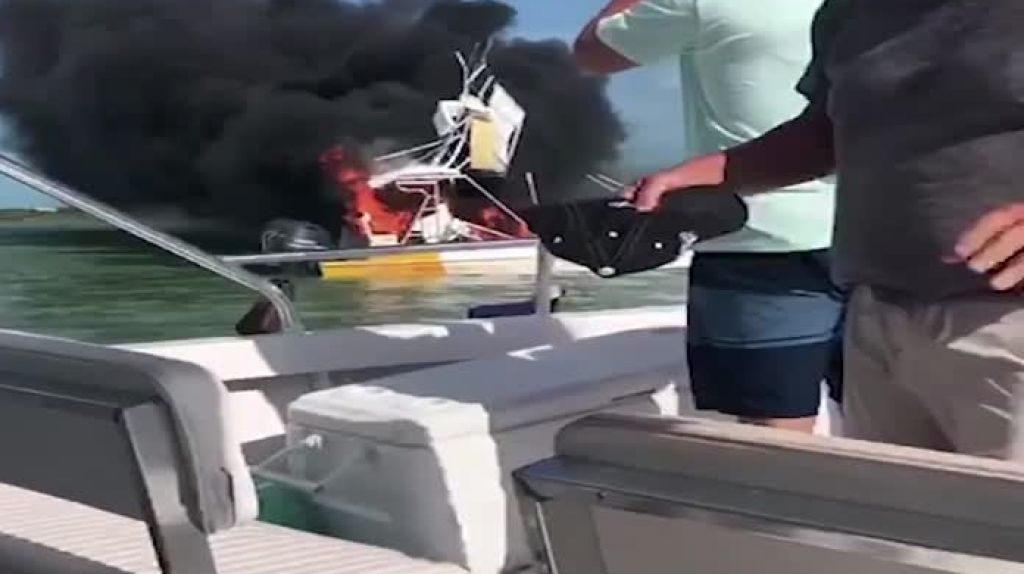 Video: Un muerto y 9 heridos en explosi&oacute;n de un barco en las Bahamas 
