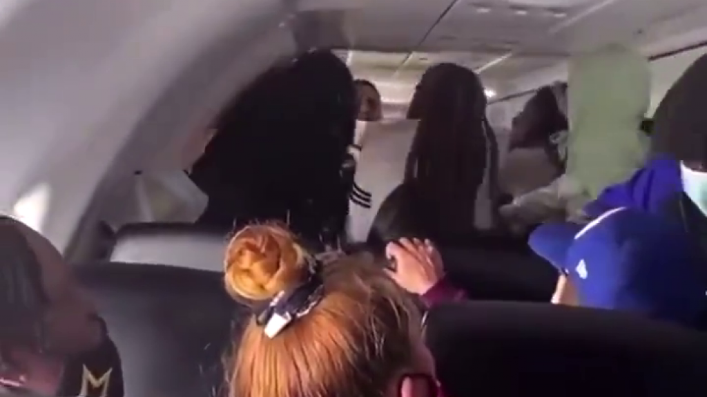  Video: Motín a bordo de un avión 