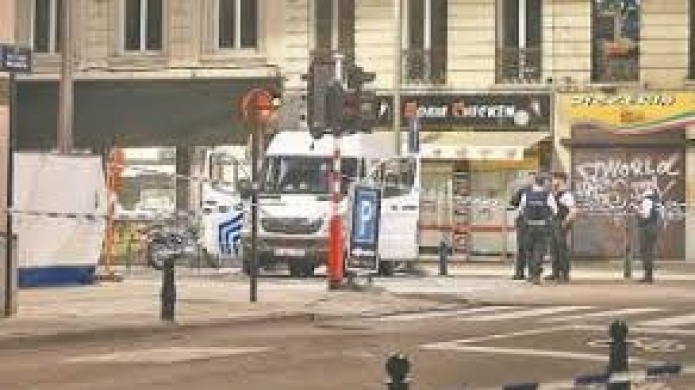 Video: Autoridades investiga ataque con cuchillo en Bruselas como acto terrorista