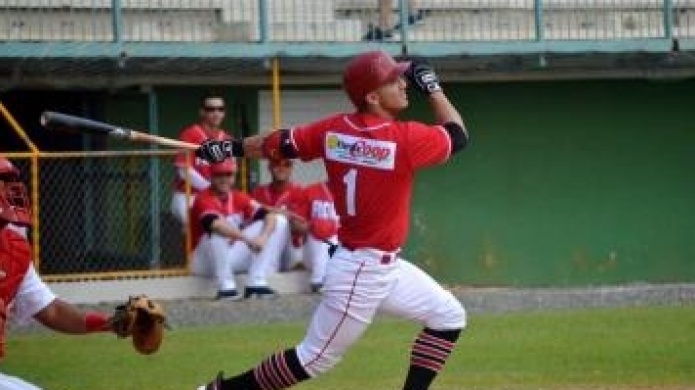 RenÃ© ColÃ³n guÃ­a a los Titanes al triunfo sobre los Tigres en juego de "pitcheo"