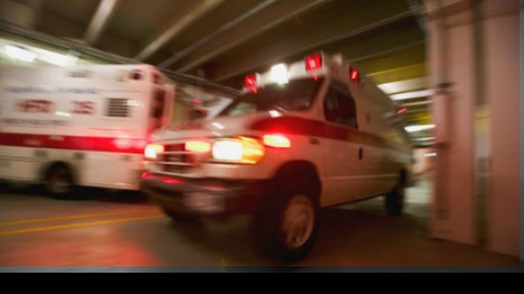  Le dan una pela y luego le disparan en un muslo a hombre en Manat&iacute; 