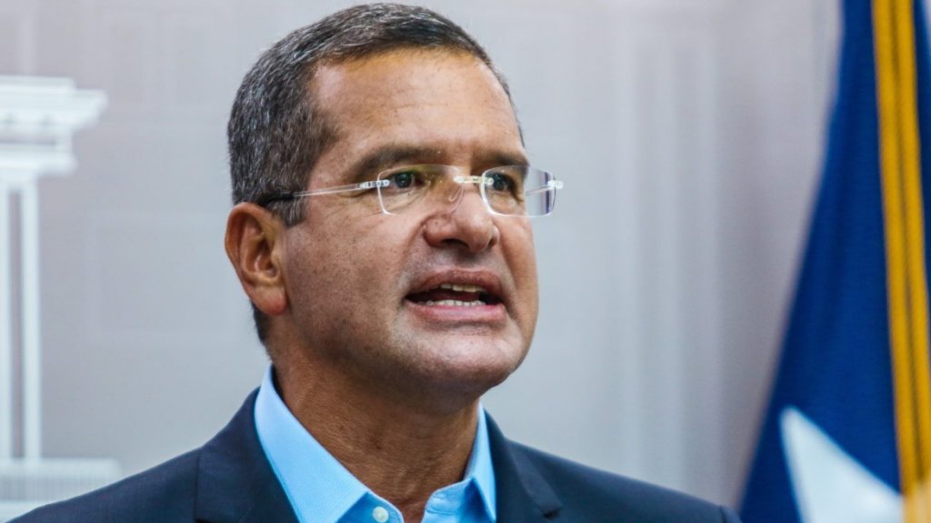  Gobernador leanuncia a 361 empleados de comedores escolares transitorios su cambio de estatus 