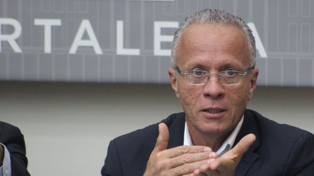  Alcalde de Cayey pide a Rossell&oacute; que no crea en los n&uacute;meros de la AEE 