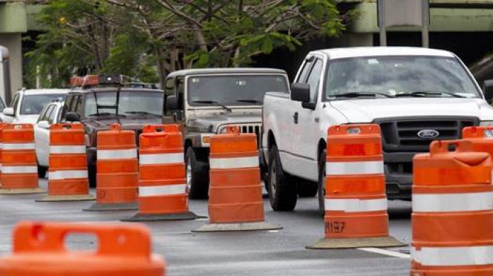 TRABAJOS EN CARRETERAS 
DURANTE ESTE FIN DE SEMANA 
