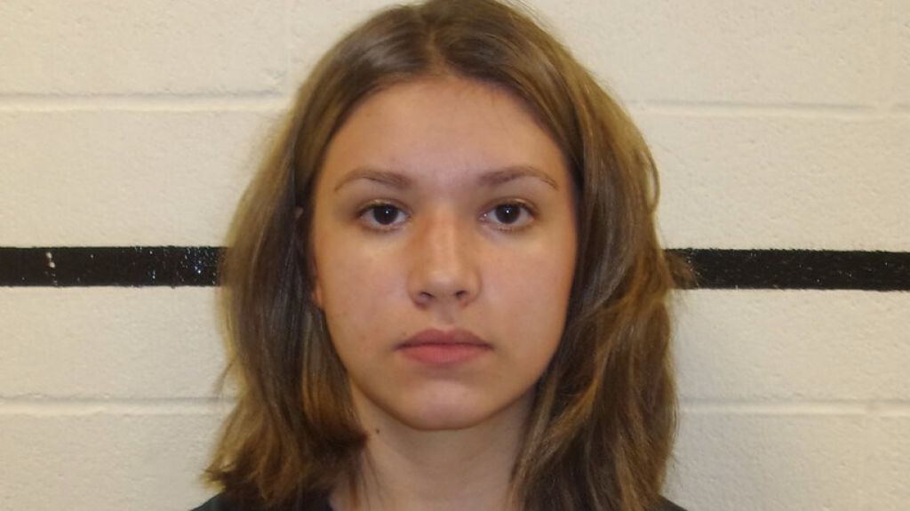  Arrestan en EE.UU. a una joven que quer&iacute;a disparar a 400 personas por diversi&oacute;n 