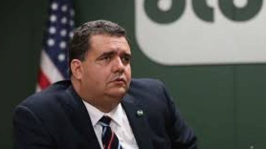  Secretario DTOP asegura aumento tarifas lanchas y transporte de autos no aplicar&aacute; a residentes de Vieques y Culebra 